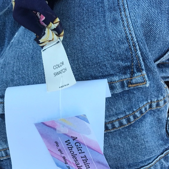 ❣️SALE 3/$25❣️Navy Mixed Floral Cocoon Kimono Swim Cover-Up - Picture 6 of 6